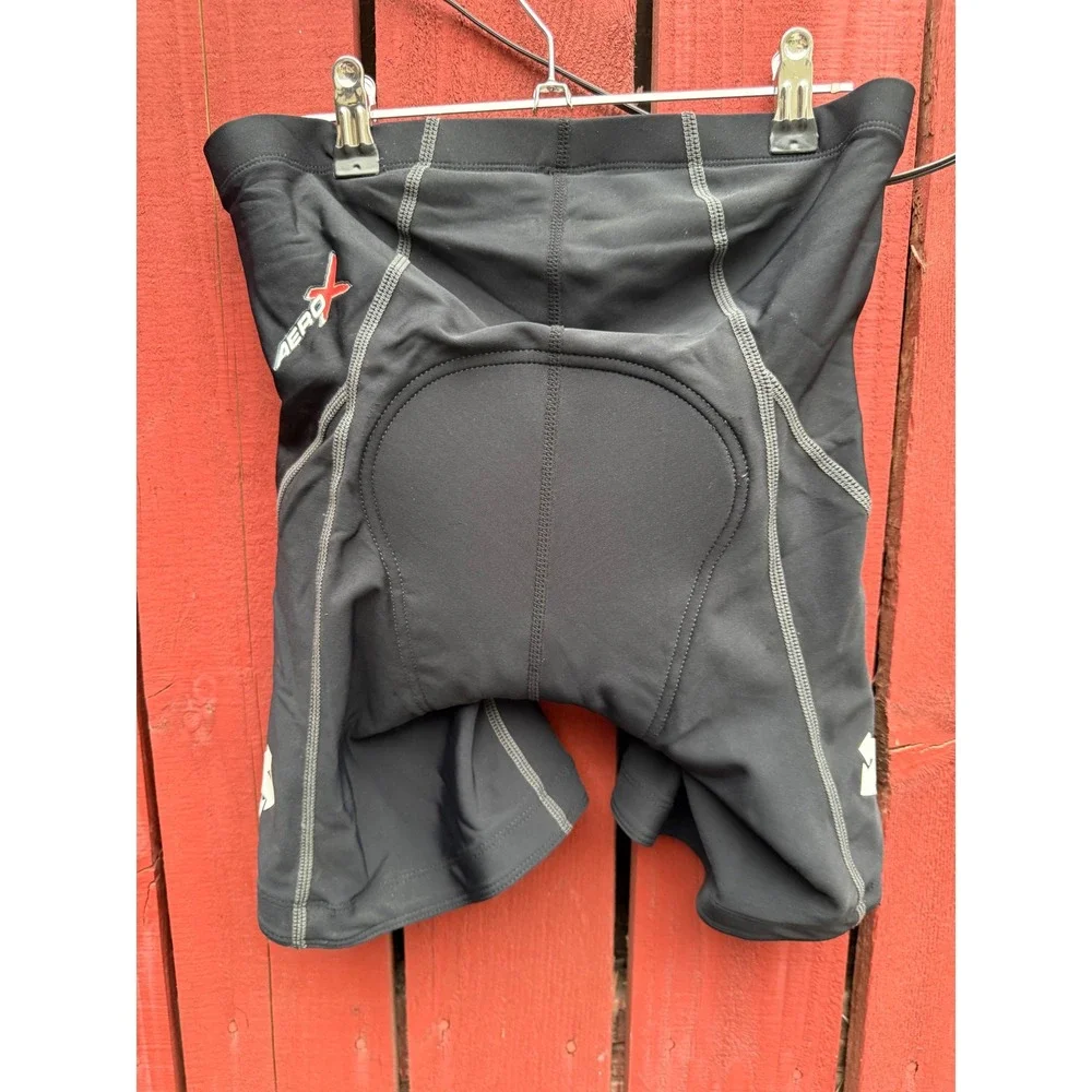 Descente Strata Cycling Shorts Men's Large Black Padded Aero-X New With Tags